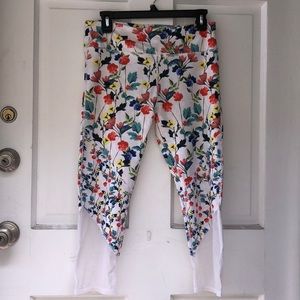 Floral Capri Gym Leggings
